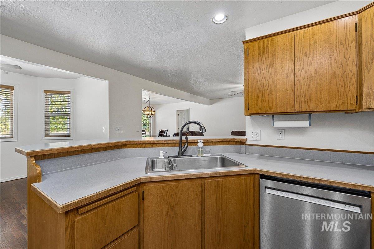 2357 Haw Creek Blvd., Emmett, Idaho 83617, 4 Bedrooms, 2 Bathrooms, Residential For Sale, Price $599,900,MLS 99002502