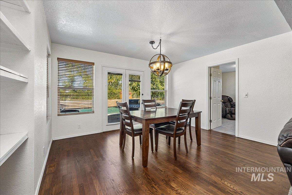 2357 Haw Creek Blvd., Emmett, Idaho 83617, 4 Bedrooms, 2 Bathrooms, Residential For Sale, Price $599,900,MLS 99002502
