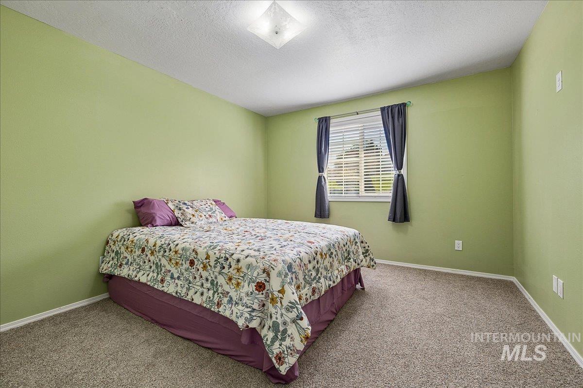 2357 Haw Creek Blvd., Emmett, Idaho 83617, 4 Bedrooms, 2 Bathrooms, Residential For Sale, Price $599,900,MLS 99002502