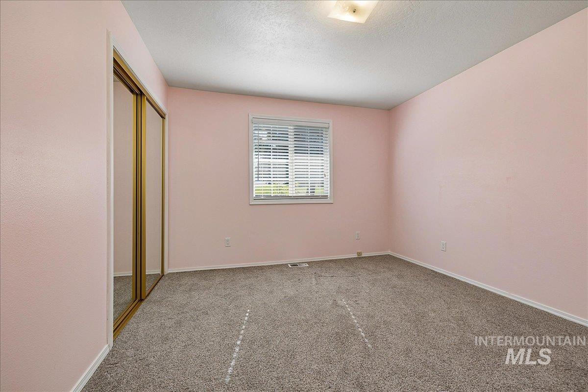 2357 Haw Creek Blvd., Emmett, Idaho 83617, 4 Bedrooms, 2 Bathrooms, Residential For Sale, Price $599,900,MLS 99002502