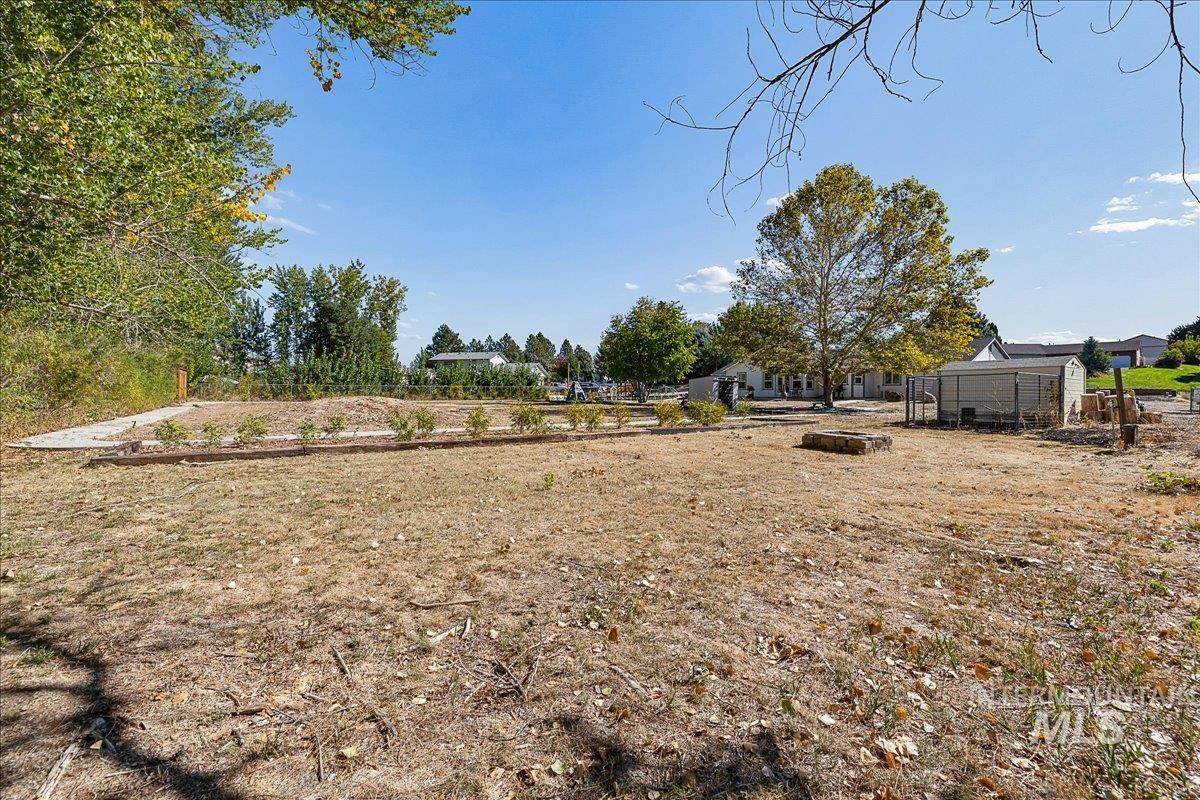 2357 Haw Creek Blvd., Emmett, Idaho 83617, 4 Bedrooms, 2 Bathrooms, Residential For Sale, Price $599,900,MLS 99002502