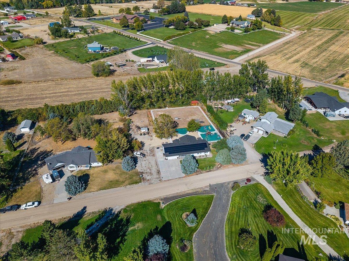 2357 Haw Creek Blvd., Emmett, Idaho 83617, 4 Bedrooms, 2 Bathrooms, Residential For Sale, Price $599,900,MLS 99002502