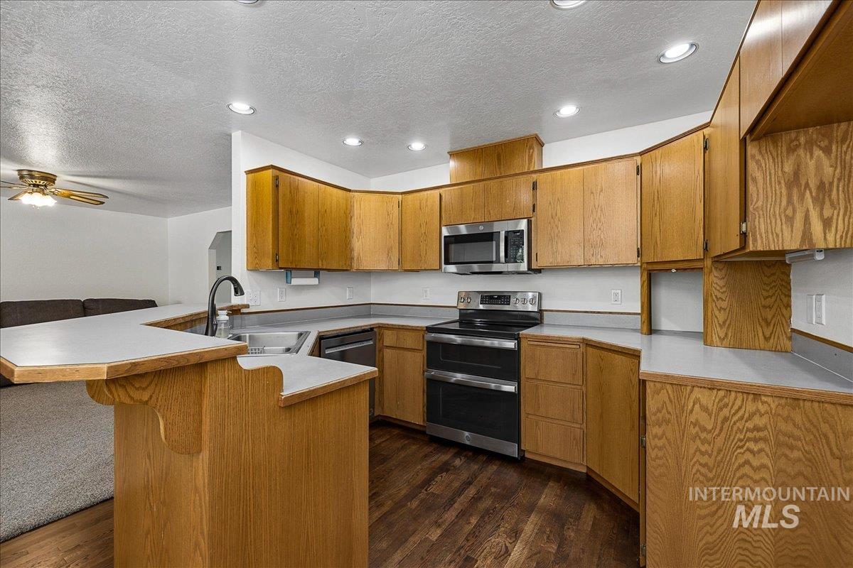 2357 Haw Creek Blvd., Emmett, Idaho 83617, 4 Bedrooms, 2 Bathrooms, Residential For Sale, Price $599,900,MLS 99002502