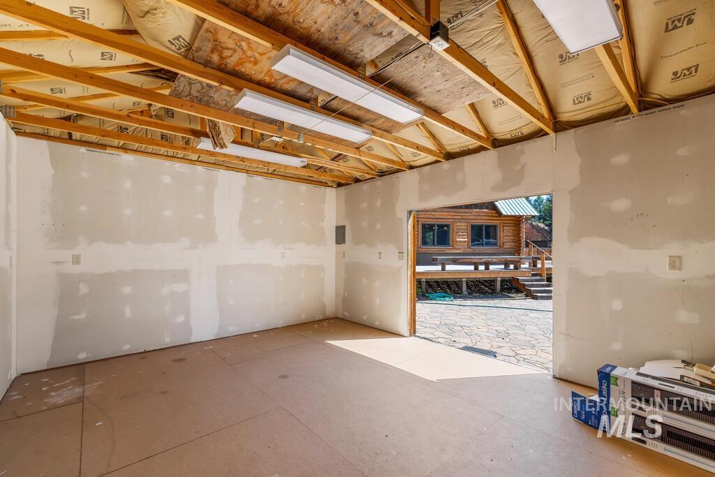 1308 Hubbard Dr., McCall, Idaho 83638, 2 Bedrooms, 1 Bathroom, Residential For Sale, Price $815,000, 99002504