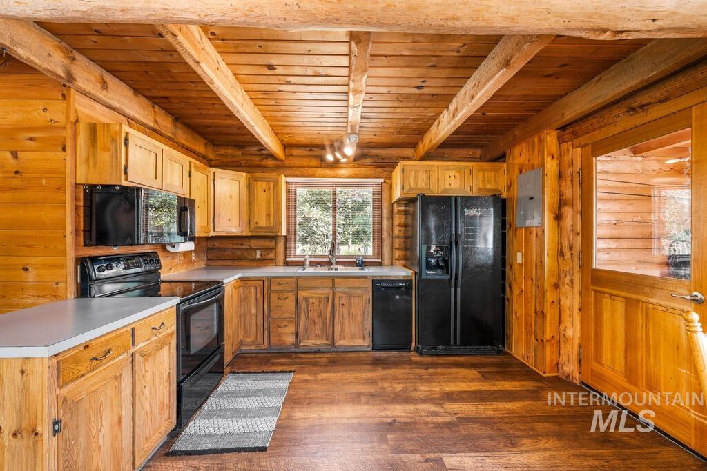1308 Hubbard Dr., McCall, Idaho 83638, 2 Bedrooms, 1 Bathroom, Residential For Sale, Price $815,000, 99002504
