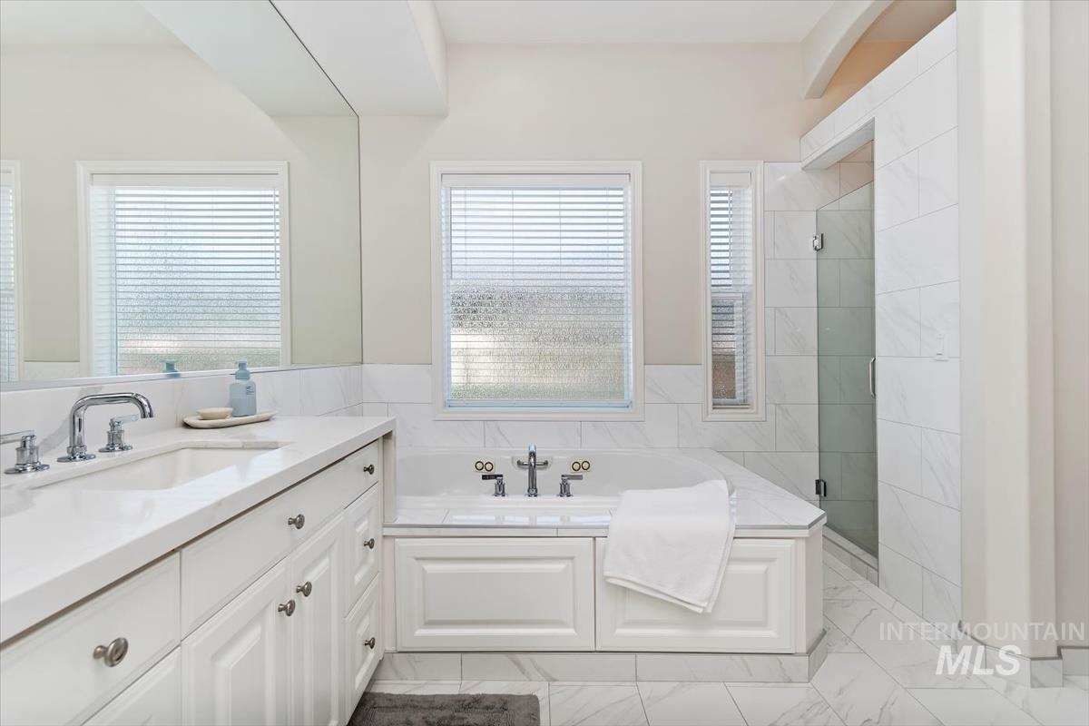1776 E Handel St, Meridian, Idaho 83646, 5 Bedrooms, 3 Bathrooms, Residential For Sale, Price $1,300,000,MLS 99002507