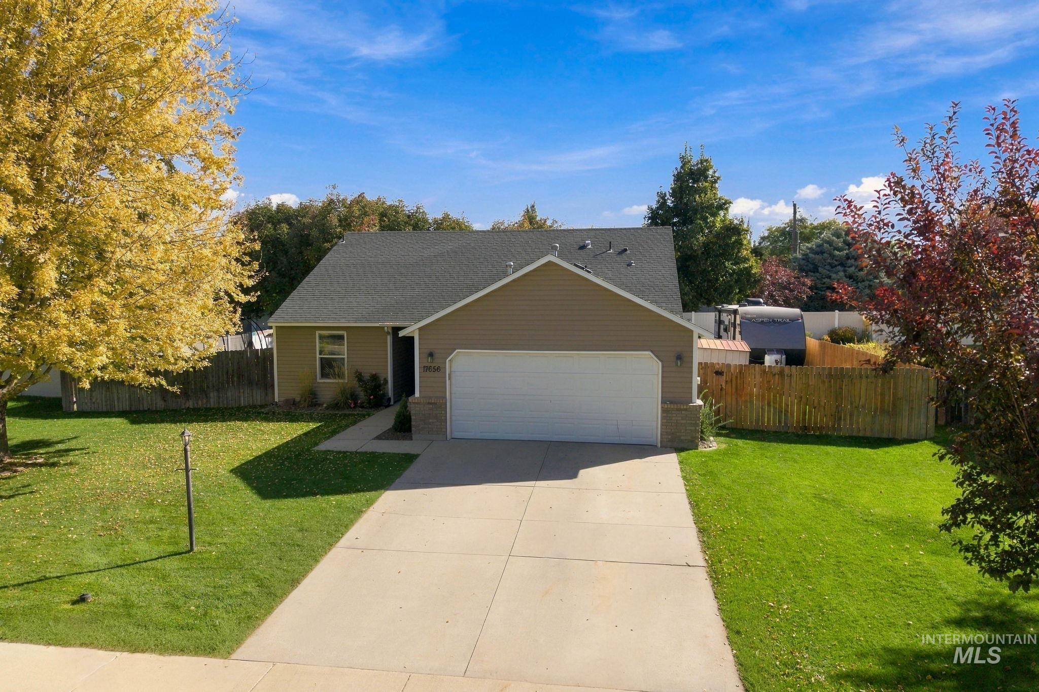 17656 N Parkdale, Nampa, Idaho 83687, 3 Bedrooms, 2 Bathrooms, Residential For Sale, Price $370,000,MLS 99002513