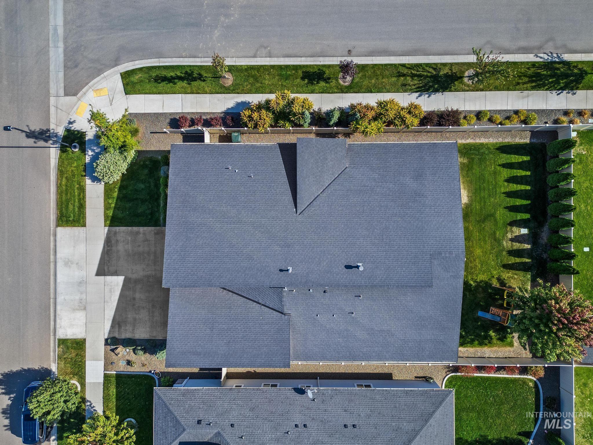 923 E Rio Chico Dr, Kuna, Idaho 83634, 3 Bedrooms, 2.5 Bathrooms, Residential For Sale, Price $687,000, 99002514