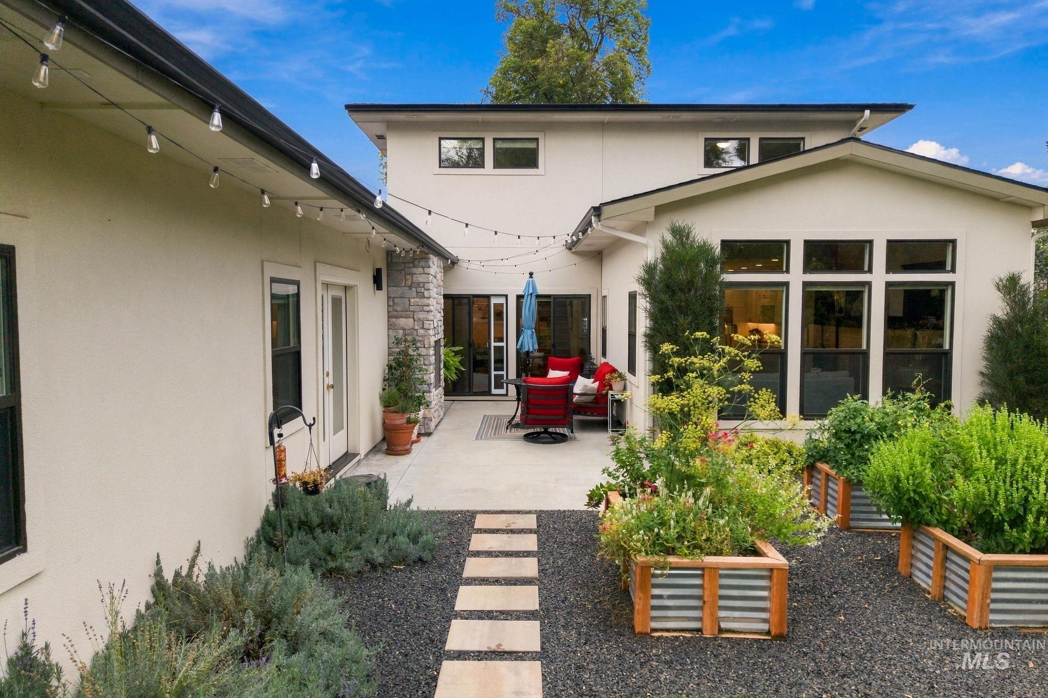 2611 N 26th St., Boise, Idaho 83702, 4 Bedrooms, 3 Bathrooms, Residential For Sale, Price $1,399,900, 99002515