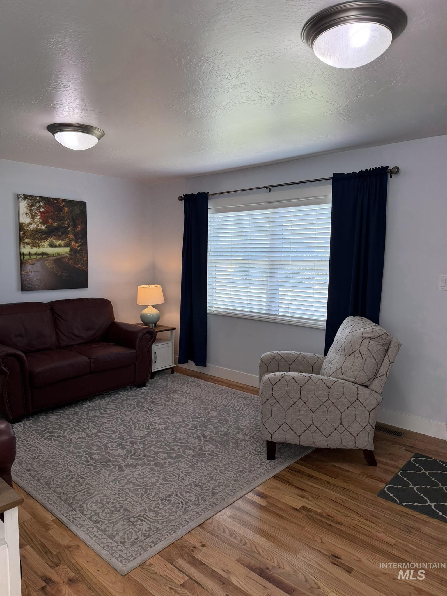 239 Blue Lakes Blvd, Twin Falls, Idaho 83301, 3 Bedrooms, 2 Bathrooms, Residential For Sale, Price $339,000,MLS 99002517