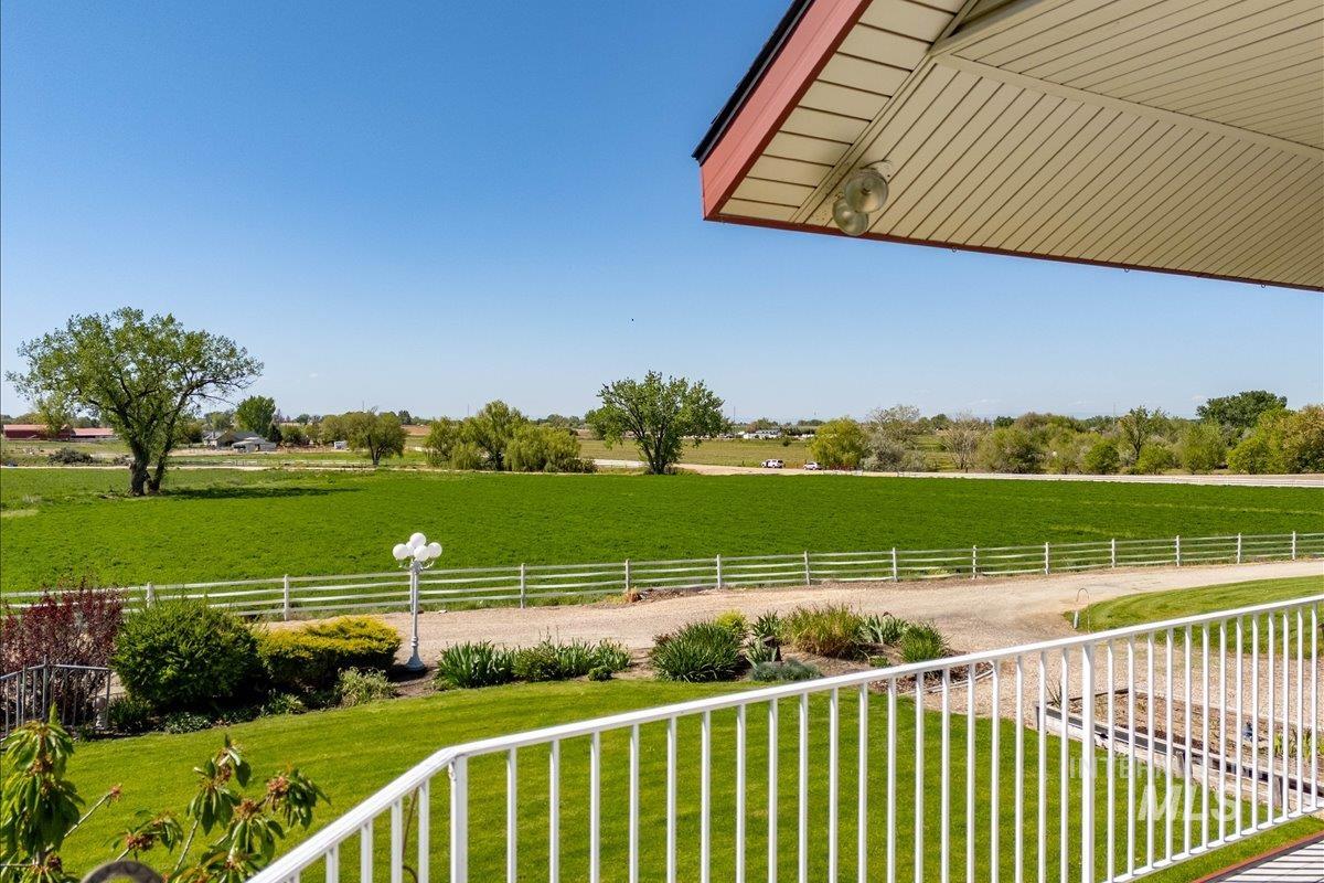 16921 Oasis Rd, Caldwell, Idaho 83607, 4 Bedrooms, 3.5 Bathrooms, Residential For Sale, Price $1,400,000, 99002518