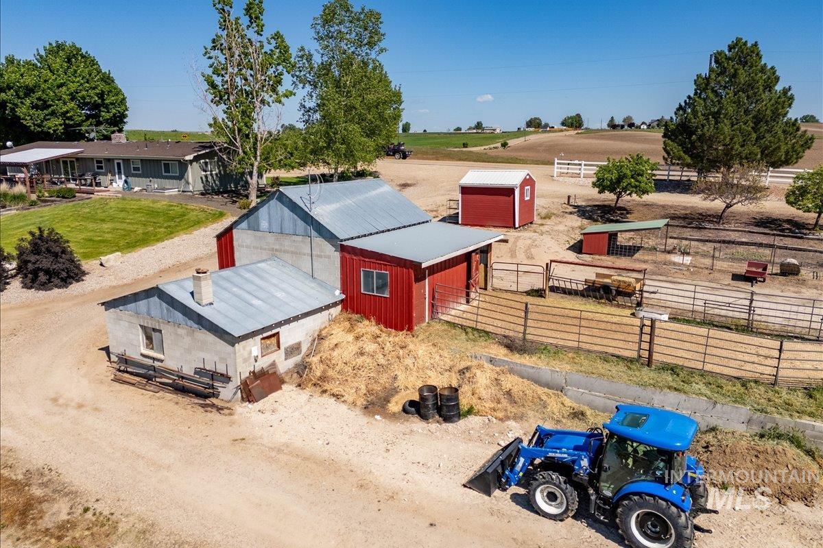 16921 Oasis Rd, Caldwell, Idaho 83607, 4 Bedrooms, 3.5 Bathrooms, Residential For Sale, Price $1,400,000, 99002518
