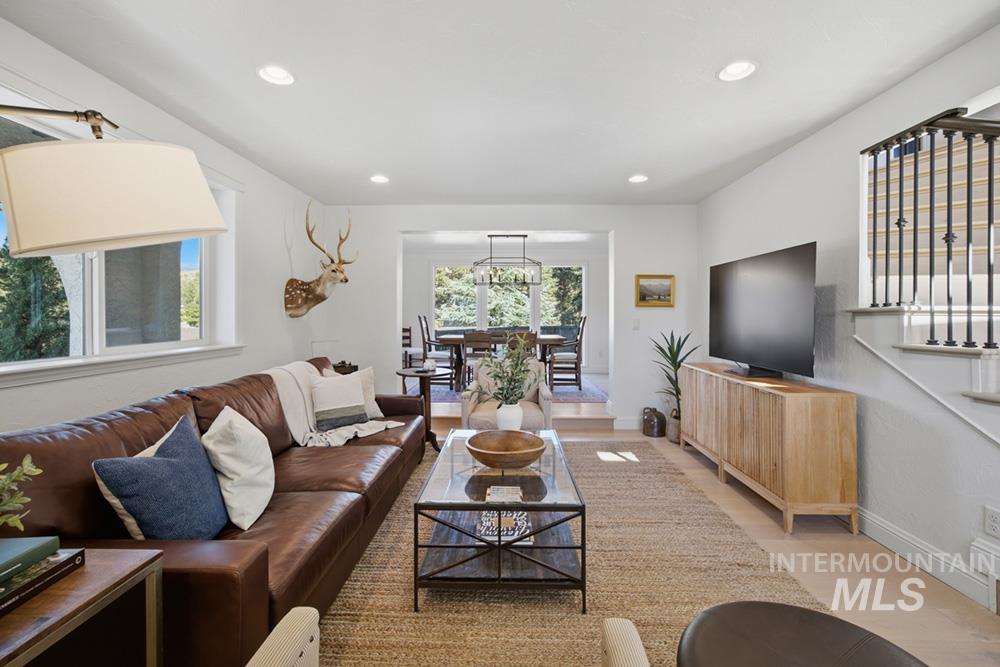839 E Hearthstone Dr, Boise, Idaho 83702, 5 Bedrooms, 3 Bathrooms, Residential For Sale, Price $1,080,000, 99002519