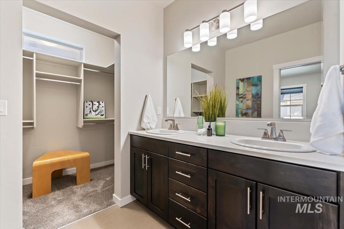 4241 N Bellina Lane, Meridian, Idaho 83642, 2 Bedrooms, 2 Bathrooms, Residential For Sale, Price $469,900,MLS 99002520