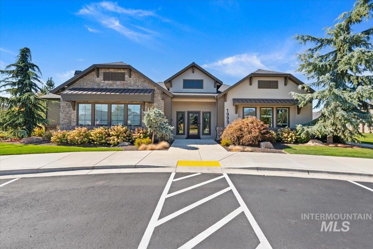 4241 N Bellina Lane, Meridian, Idaho 83642, 2 Bedrooms, 2 Bathrooms, Residential For Sale, Price $469,900,MLS 99002520