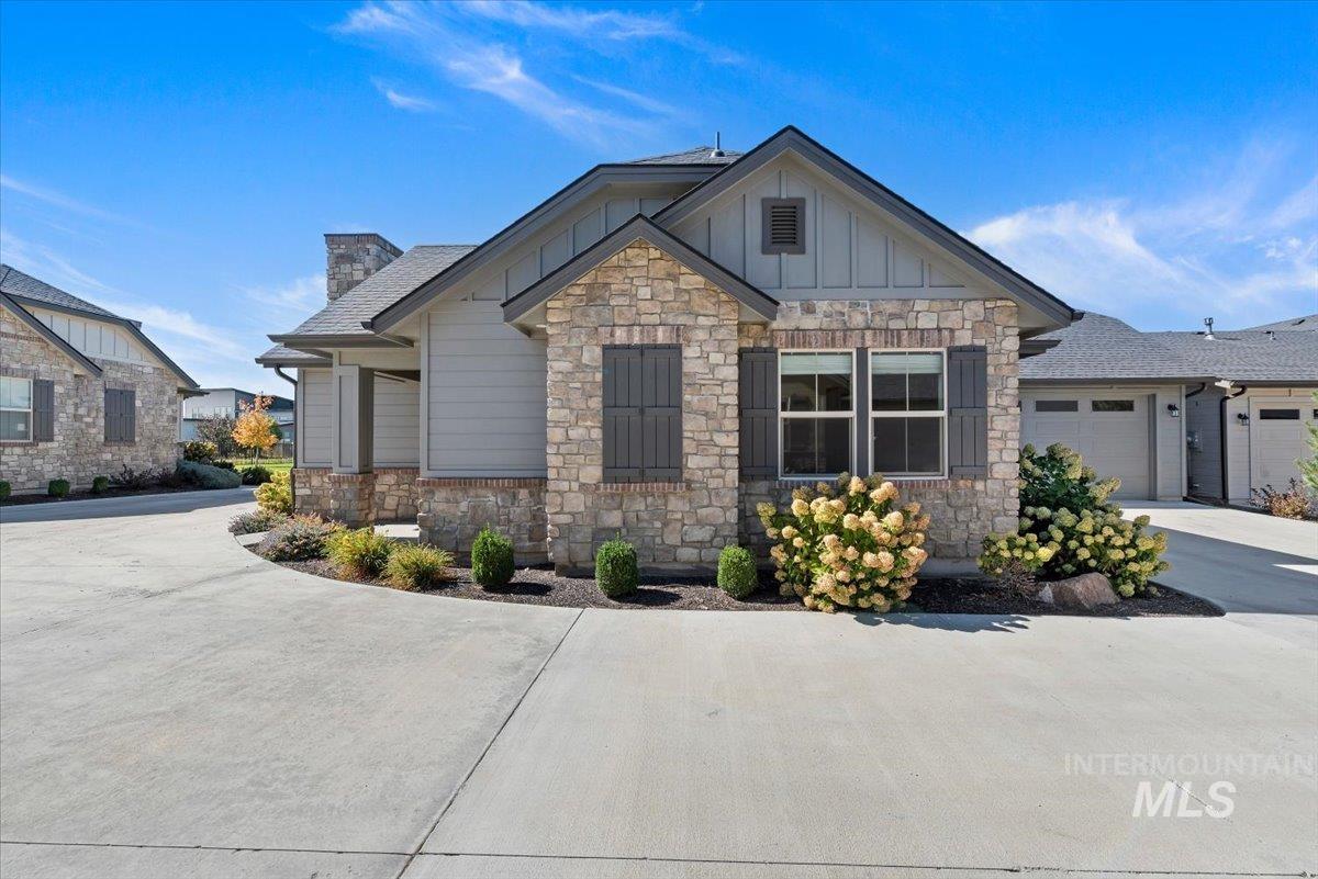 4241 N Bellina Lane, Meridian, Idaho 83642, 2 Bedrooms, 2 Bathrooms, Residential For Sale, Price $469,900,MLS 99002520