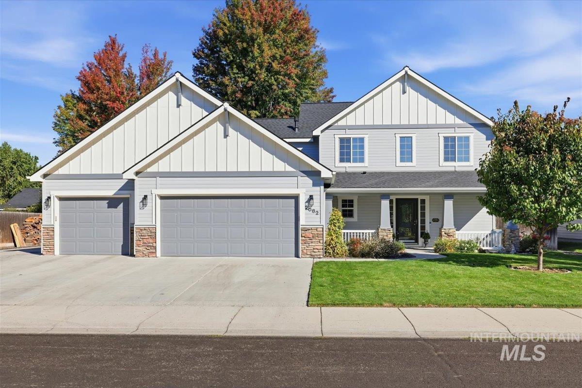 2082 E Glasgow St, Meridian, Idaho 83646, 4 Bedrooms, 2.5 Bathrooms, Residential For Sale, Price $615,000,MLS 99002521