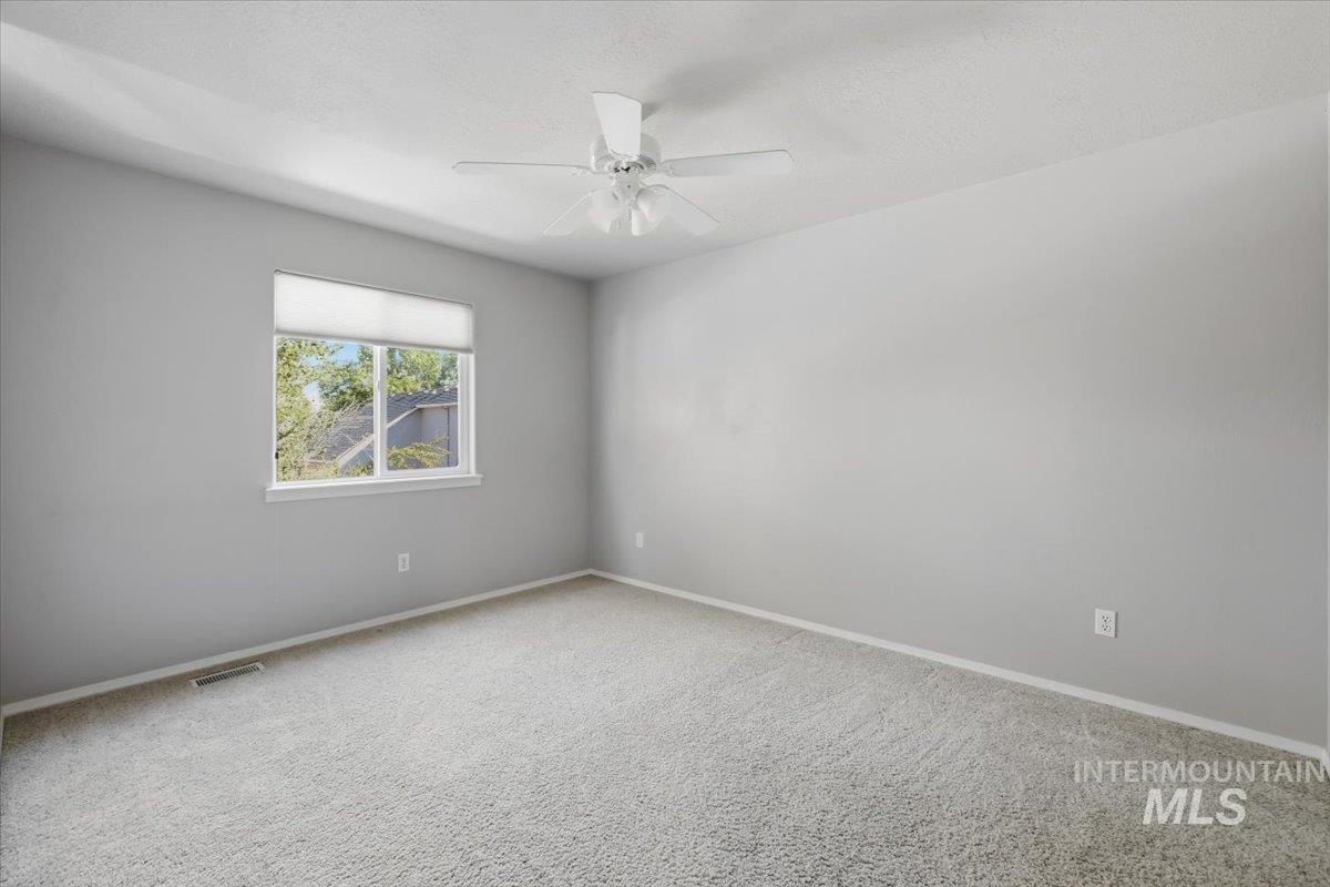 2082 E Glasgow St, Meridian, Idaho 83646, 4 Bedrooms, 2.5 Bathrooms, Residential For Sale, Price $615,000,MLS 99002521