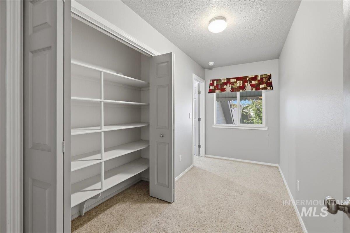2082 E Glasgow St, Meridian, Idaho 83646, 4 Bedrooms, 2.5 Bathrooms, Residential For Sale, Price $609,900,MLS 99002521