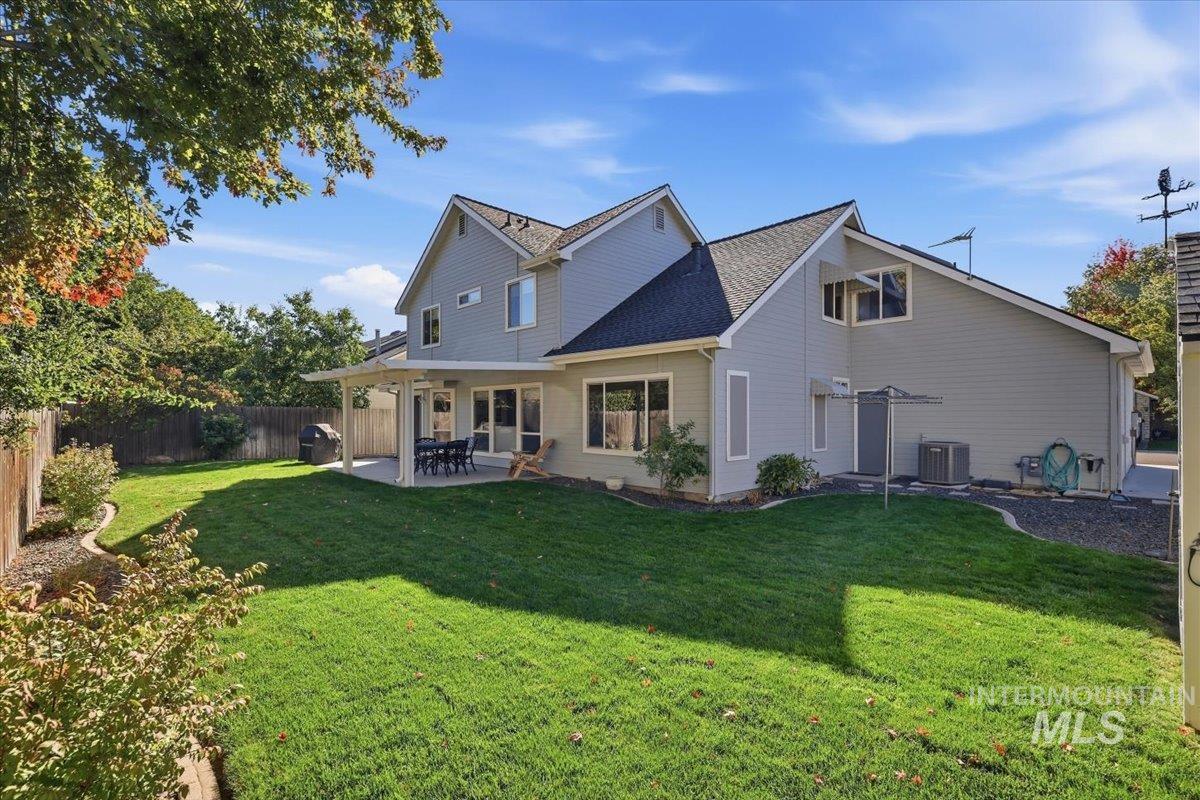 2082 E Glasgow St, Meridian, Idaho 83646, 4 Bedrooms, 2.5 Bathrooms, Residential For Sale, Price $615,000,MLS 99002521