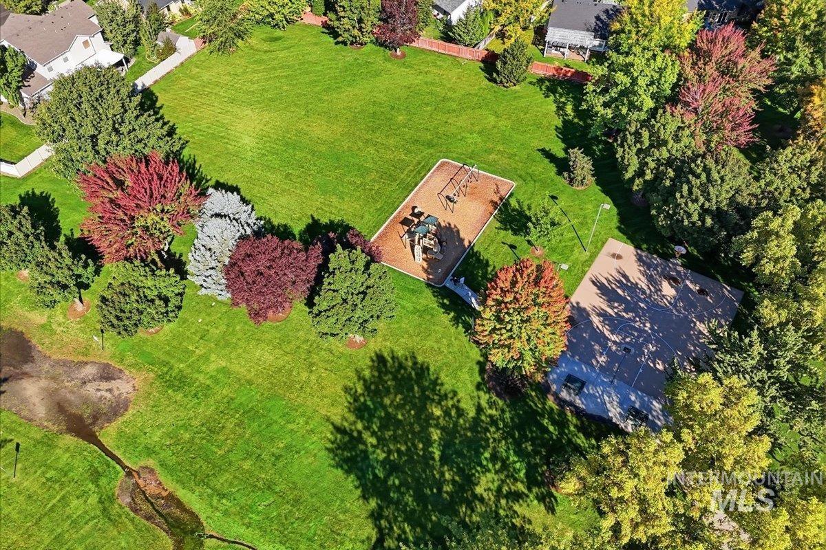 2082 E Glasgow St, Meridian, Idaho 83646, 4 Bedrooms, 2.5 Bathrooms, Residential For Sale, Price $609,900,MLS 99002521