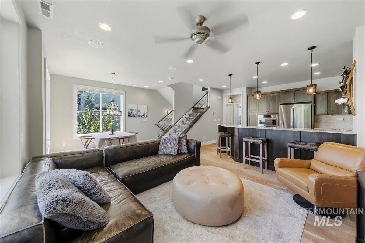 3390 E Exacta Ln, Boise, Idaho 83716, 3 Bedrooms, 3 Bathrooms, Residential For Sale, Price $684,900,MLS 99002522