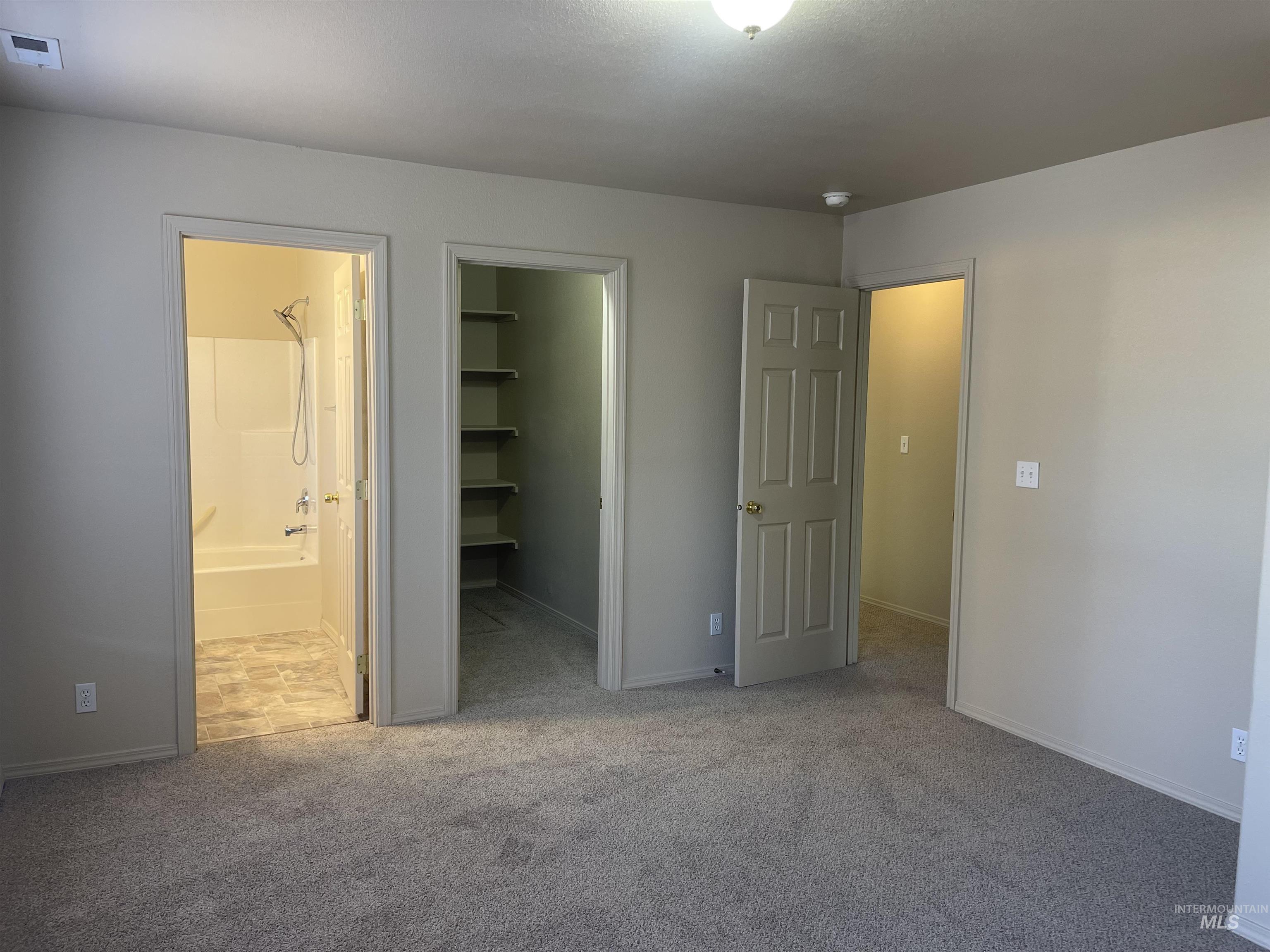 1175/1177 SE Freedom Circle, Mountain Home, Idaho 83647, 2 Bedrooms, 2 Bathrooms, Residential Income For Sale, Price $429,900,MLS 99002524