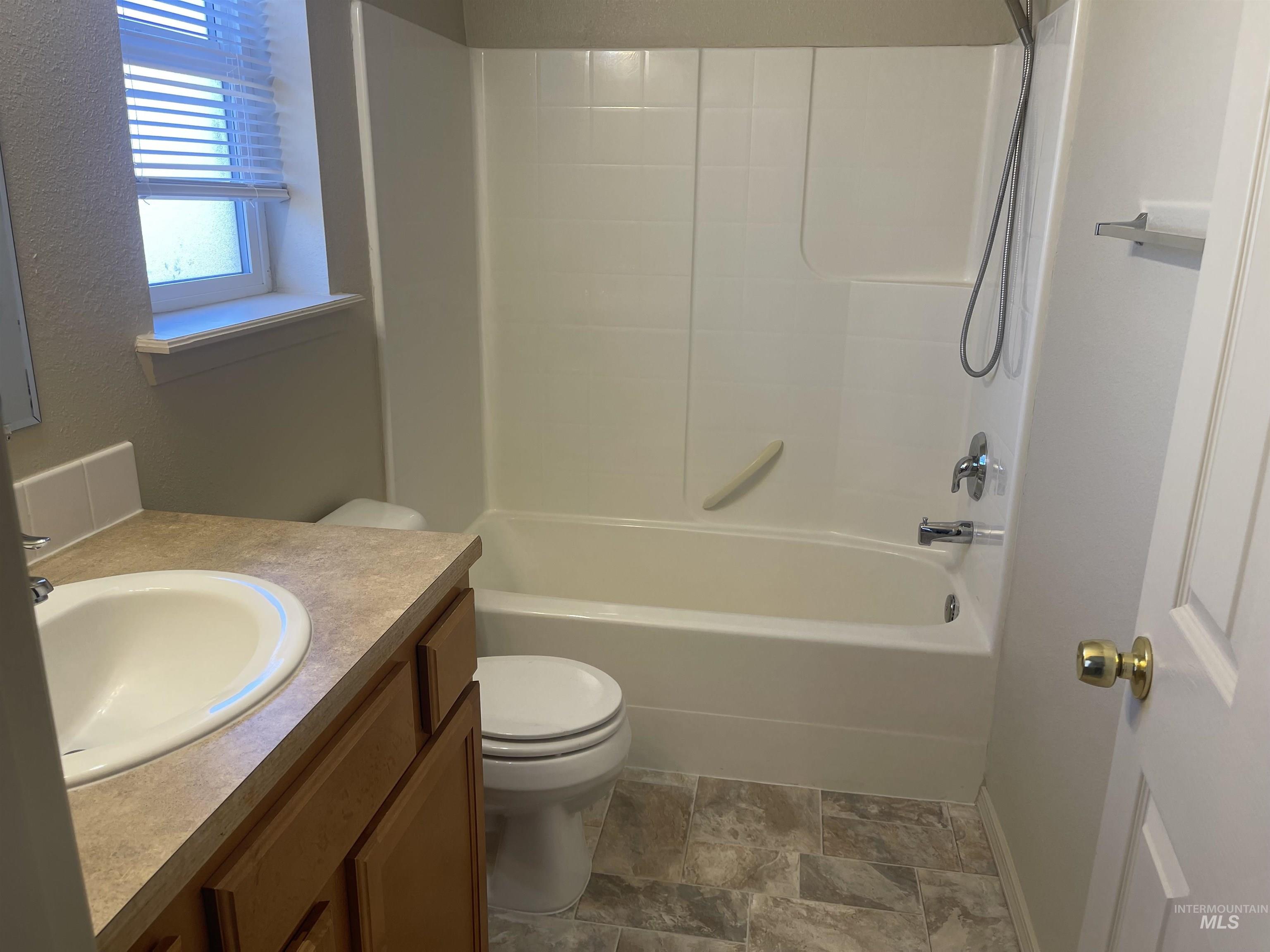 1175/1177 SE Freedom Circle, Mountain Home, Idaho 83647, 2 Bedrooms, 2 Bathrooms, Residential Income For Sale, Price $429,900,MLS 99002524