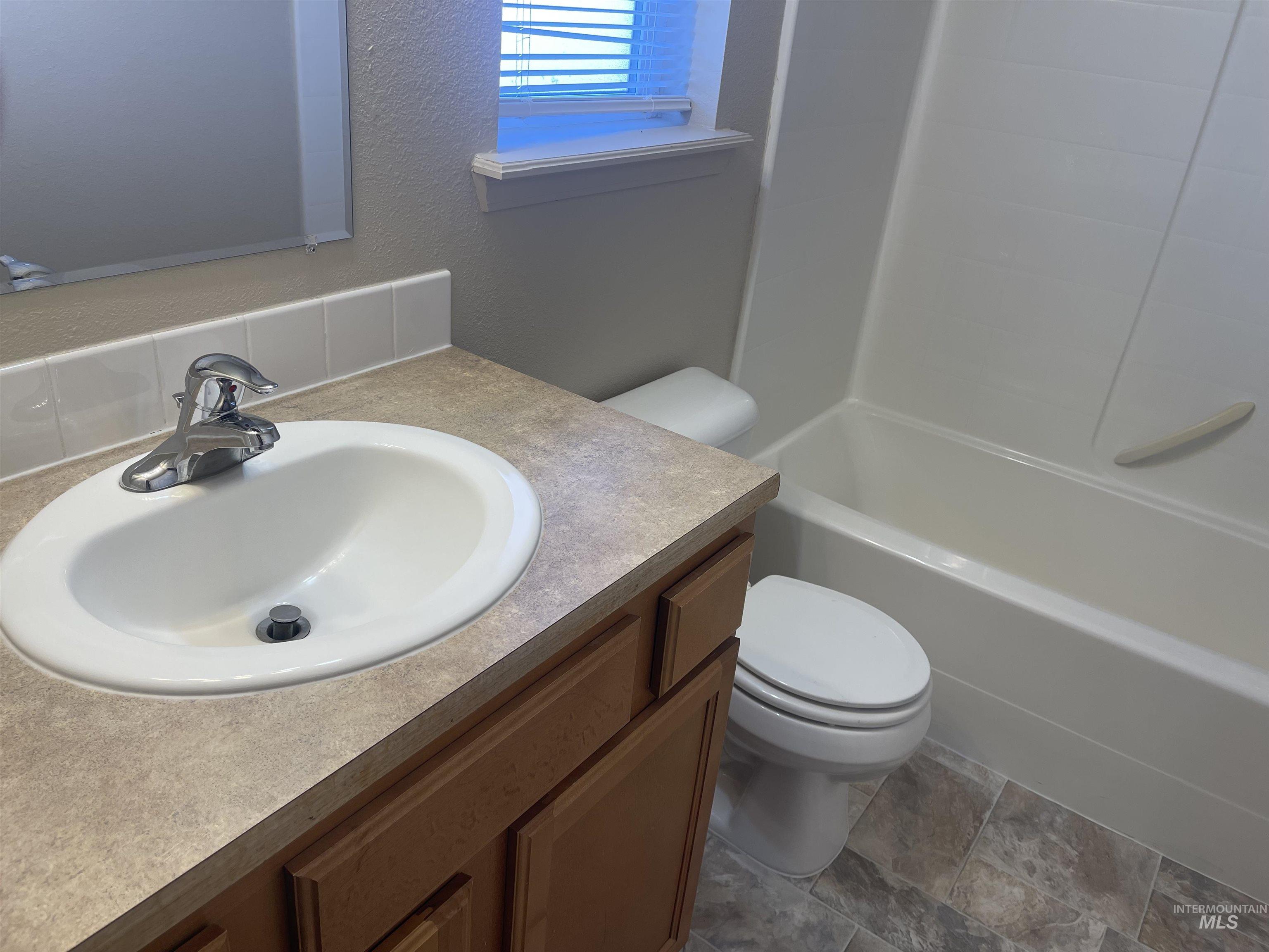 1175/1177 SE Freedom Circle, Mountain Home, Idaho 83647, 2 Bedrooms, 2 Bathrooms, Residential Income For Sale, Price $429,900,MLS 99002524
