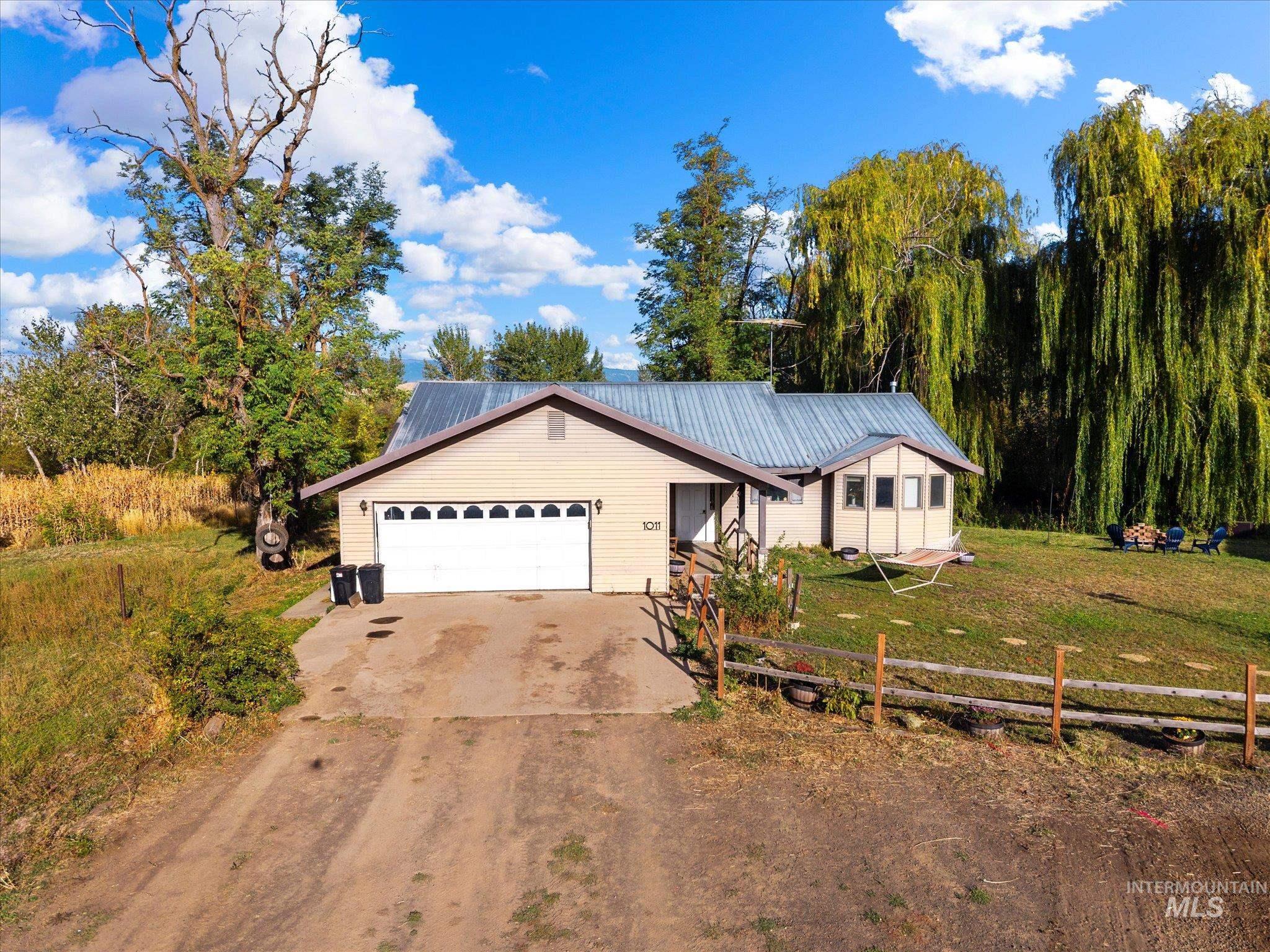 1009 Grays Creek Rd., Indian Valley, Idaho 83612, 5 Bedrooms, 3 Bathrooms, Farm & Ranch For Sale, Price $1,200,000,MLS 99002525