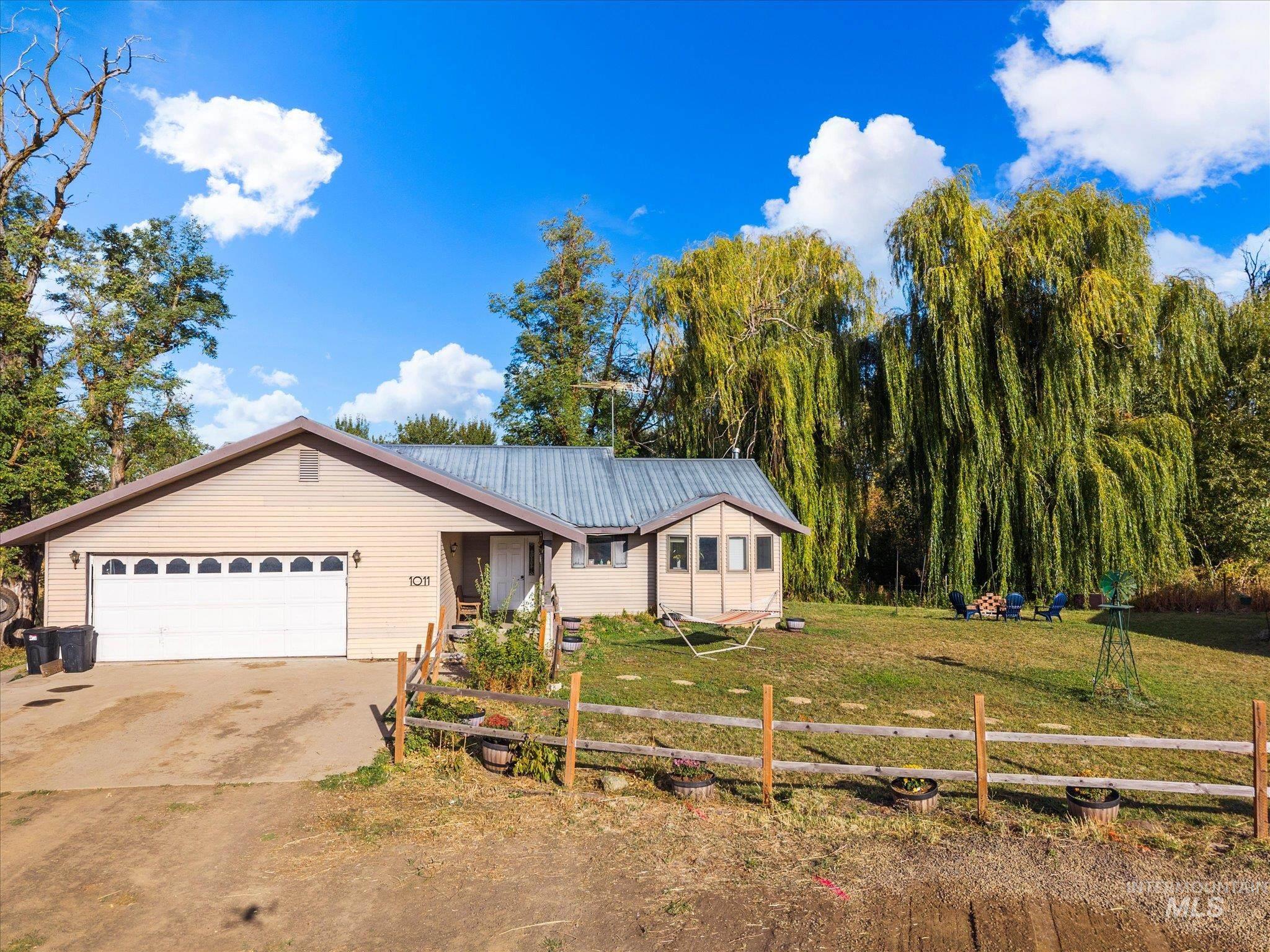 1009 Grays Creek Rd., Indian Valley, Idaho 83612, 5 Bedrooms, 3 Bathrooms, Farm & Ranch For Sale, Price $1,200,000,MLS 99002525