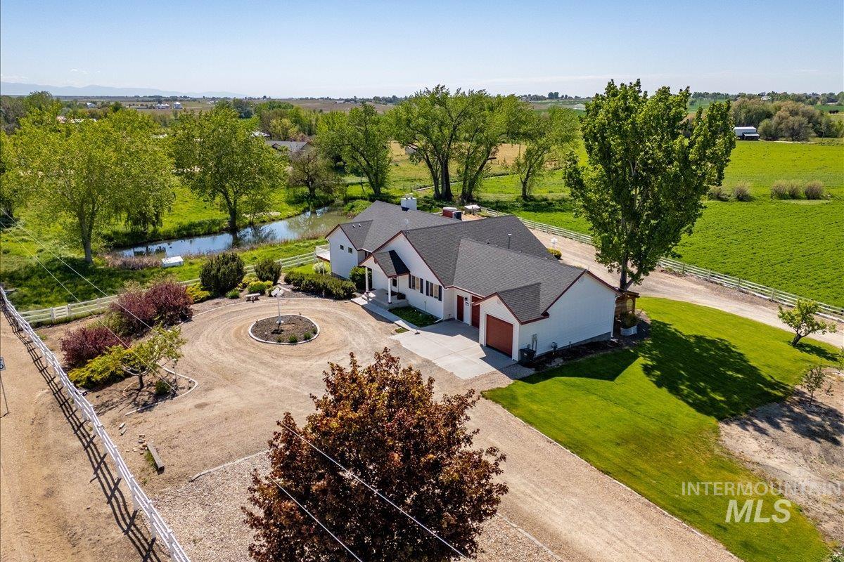 16921 Oasis Rd, Caldwell, Idaho 83607, 4 Bedrooms, 3.5 Bathrooms, Farm & Ranch For Sale, Price $1,400,000,MLS 99002526