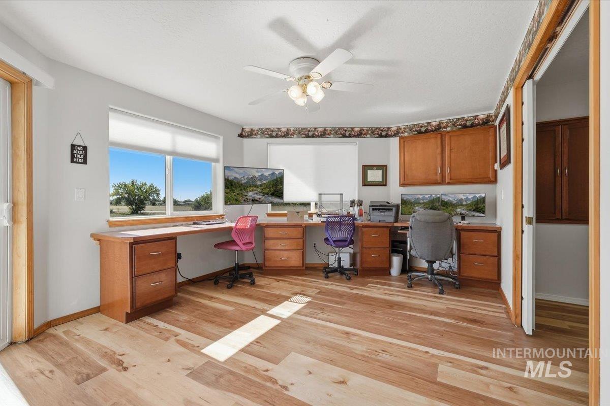 16921 Oasis Rd, Caldwell, Idaho 83607, 4 Bedrooms, 3.5 Bathrooms, Farm & Ranch For Sale, Price $1,400,000,MLS 99002526