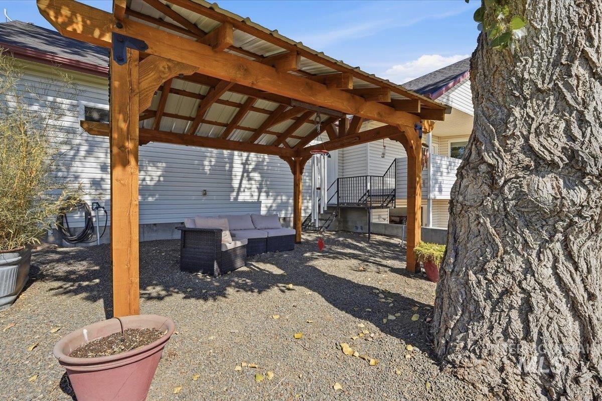 16921 Oasis Rd, Caldwell, Idaho 83607, 4 Bedrooms, 3.5 Bathrooms, Farm & Ranch For Sale, Price $1,400,000,MLS 99002526
