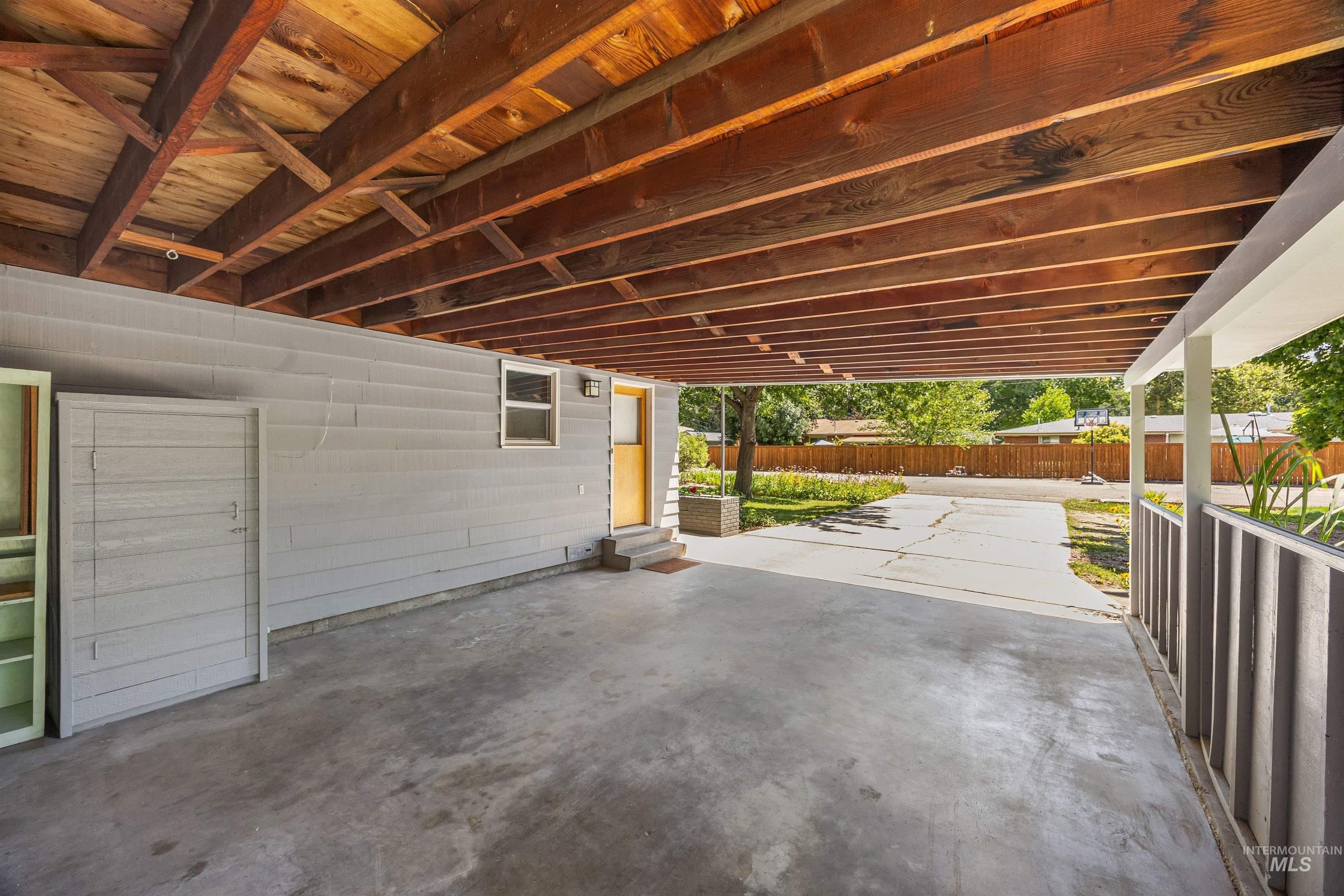 1313 S Pacific Street, Boise, Idaho 83705, 2 Bedrooms, 1 Bathroom, Residential For Sale, Price $370,000,MLS 99002527