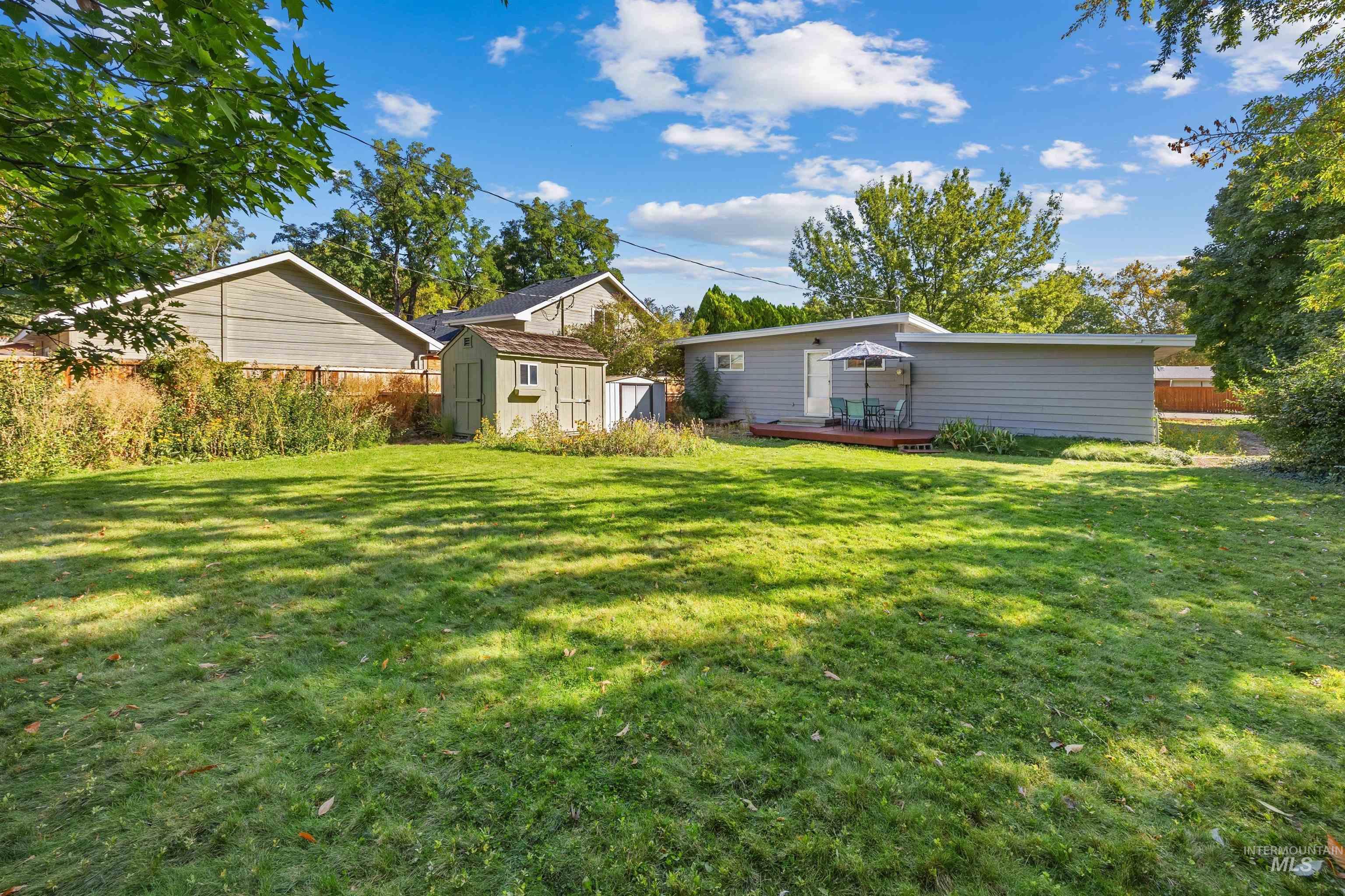 1313 S Pacific Street, Boise, Idaho 83705, 2 Bedrooms, 1 Bathroom, Residential For Sale, Price $370,000,MLS 99002527