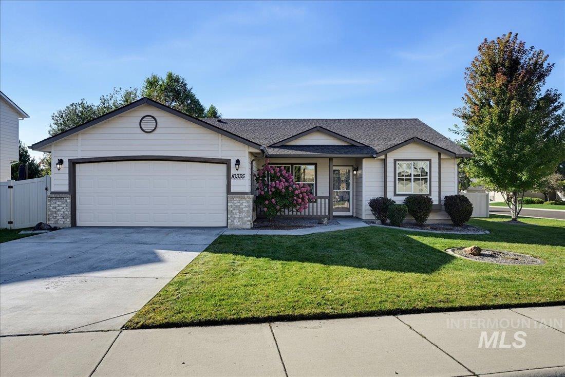 10335 W Wyatt Earp Drive, Star, Idaho 83669, 4 Bedrooms, 2 Bathrooms, Residential For Sale, Price $449,900,MLS 99002528