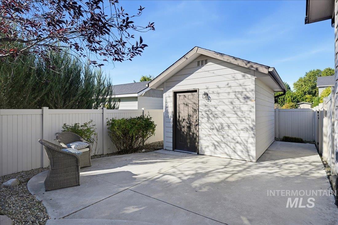 10335 W Wyatt Earp Drive, Star, Idaho 83669, 4 Bedrooms, 2 Bathrooms, Residential For Sale, Price $449,900,MLS 99002528