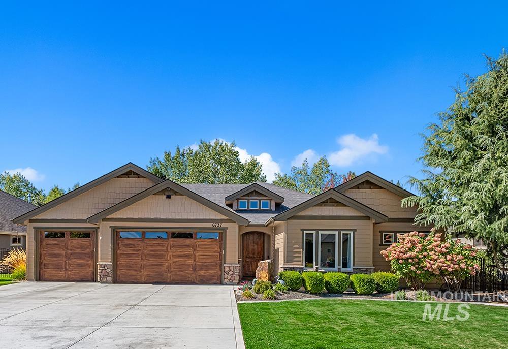 6737 N Moon Drummer Way, Meridian, Idaho 83646, 3 Bedrooms, 2 Bathrooms, Residential For Sale, Price $749,900,MLS 99002529