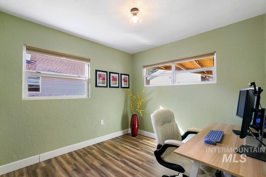 837 N 8th E, Mountain Home, Idaho 83647, 2 Bedrooms, 1 Bathroom, Residential For Sale, Price $274,900,MLS 99002532