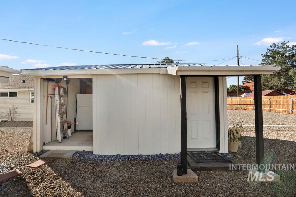 837 N 8th E, Mountain Home, Idaho 83647, 2 Bedrooms, 1 Bathroom, Residential For Sale, Price $274,900,MLS 99002532