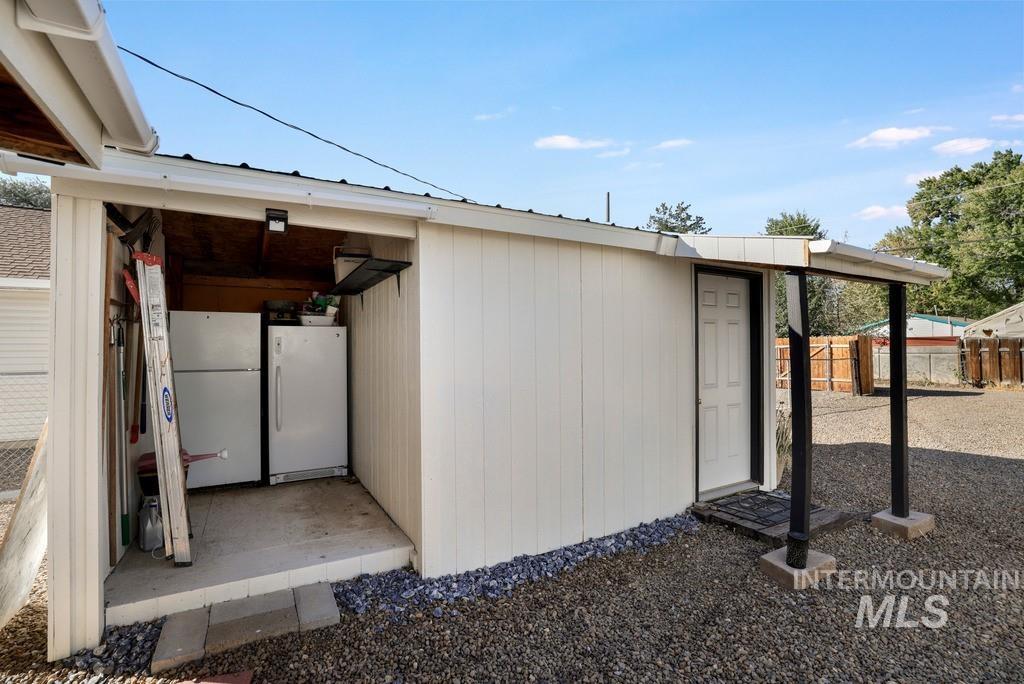 837 N 8th E, Mountain Home, Idaho 83647, 2 Bedrooms, 1 Bathroom, Residential For Sale, Price $274,900,MLS 99002532