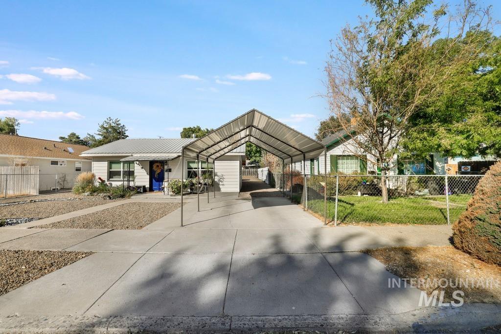 837 N 8th E, Mountain Home, Idaho 83647, 2 Bedrooms, 1 Bathroom, Residential For Sale, Price $274,900,MLS 99002532
