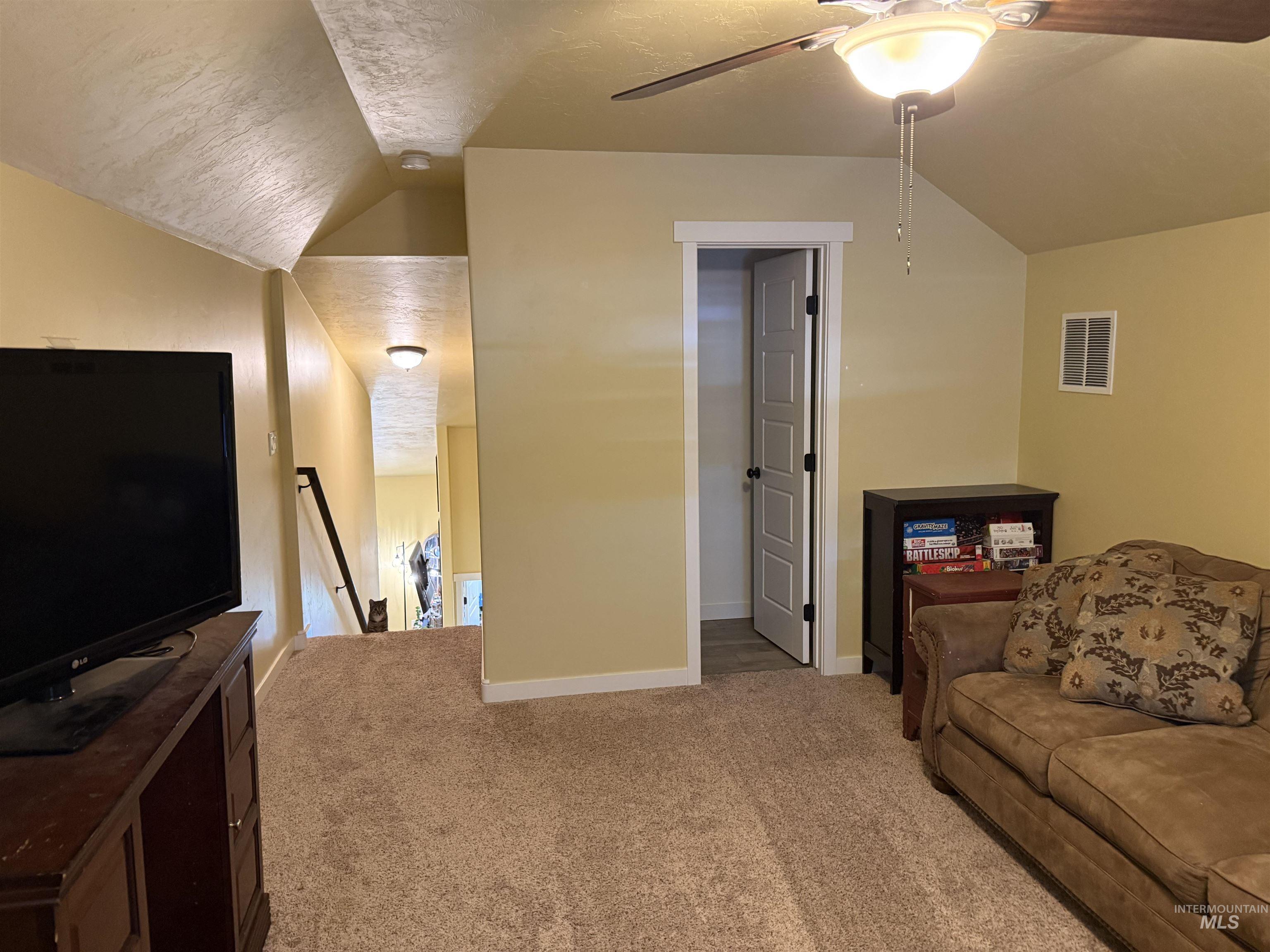 931 Applewood Dr., Buhl, Idaho 83316, 3 Bedrooms, 2.5 Bathrooms, Residential For Sale, Price $479,900,MLS 99002533