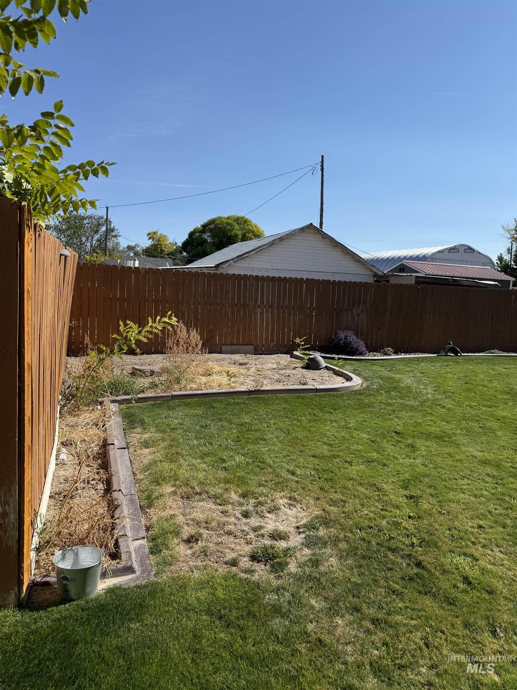 931 Applewood Dr., Buhl, Idaho 83316, 3 Bedrooms, 2.5 Bathrooms, Residential For Sale, Price $479,900,MLS 99002533