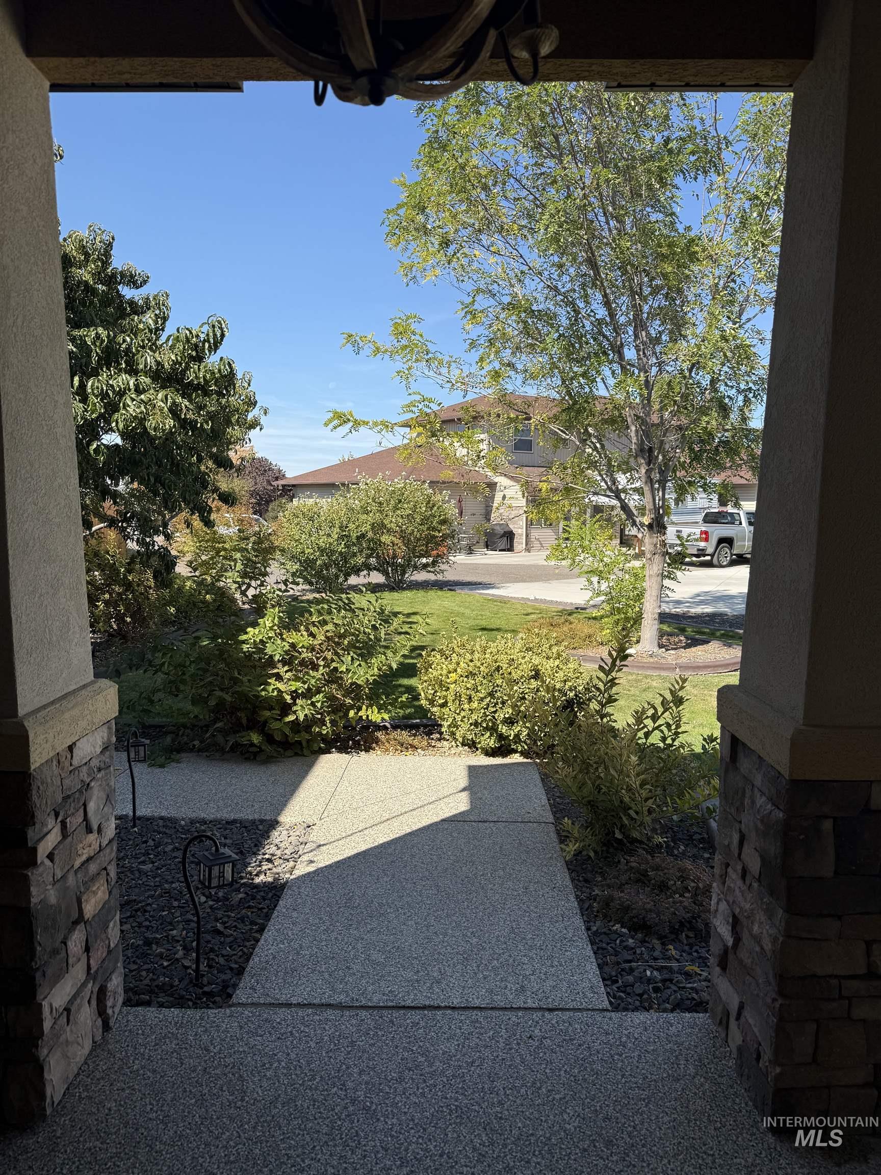 931 Applewood Dr., Buhl, Idaho 83316, 3 Bedrooms, 2.5 Bathrooms, Residential For Sale, Price $479,900,MLS 99002533