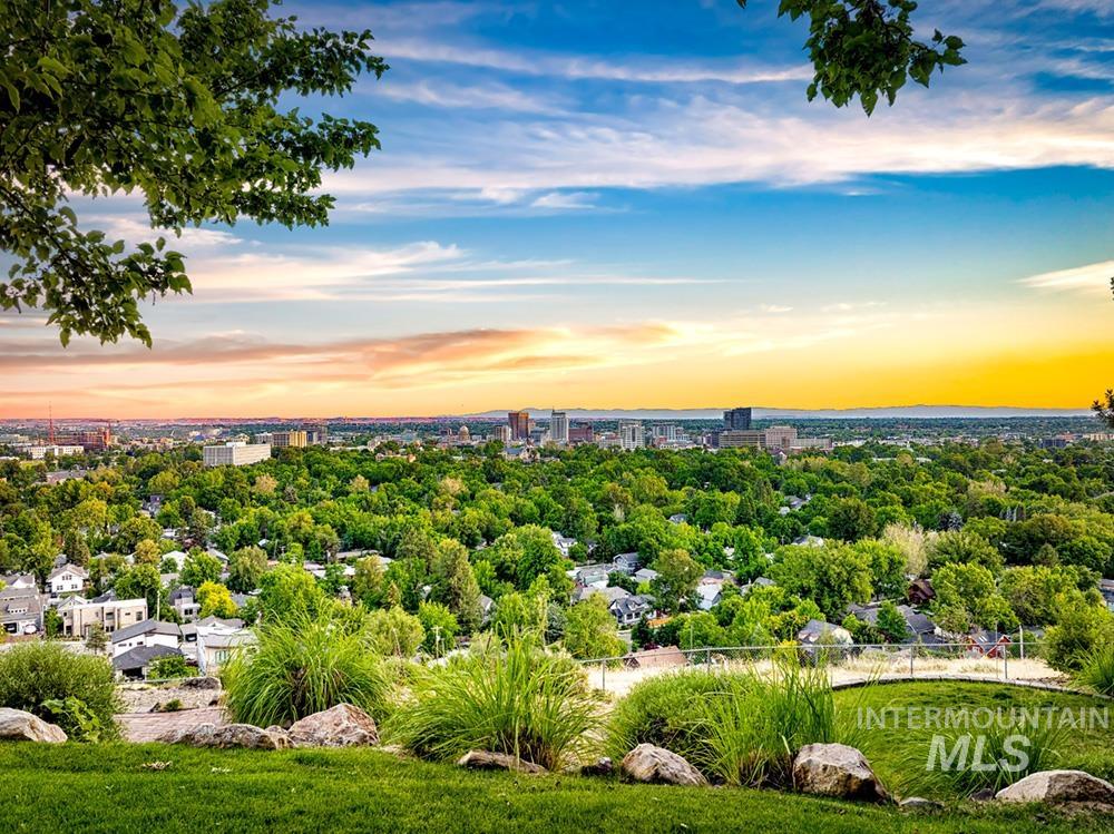 405 W Summit Ridge Rd, Boise, Idaho 83702, 5 Bedrooms, 4 Bathrooms, Residential For Sale, Price $1,980,000,MLS 99002537