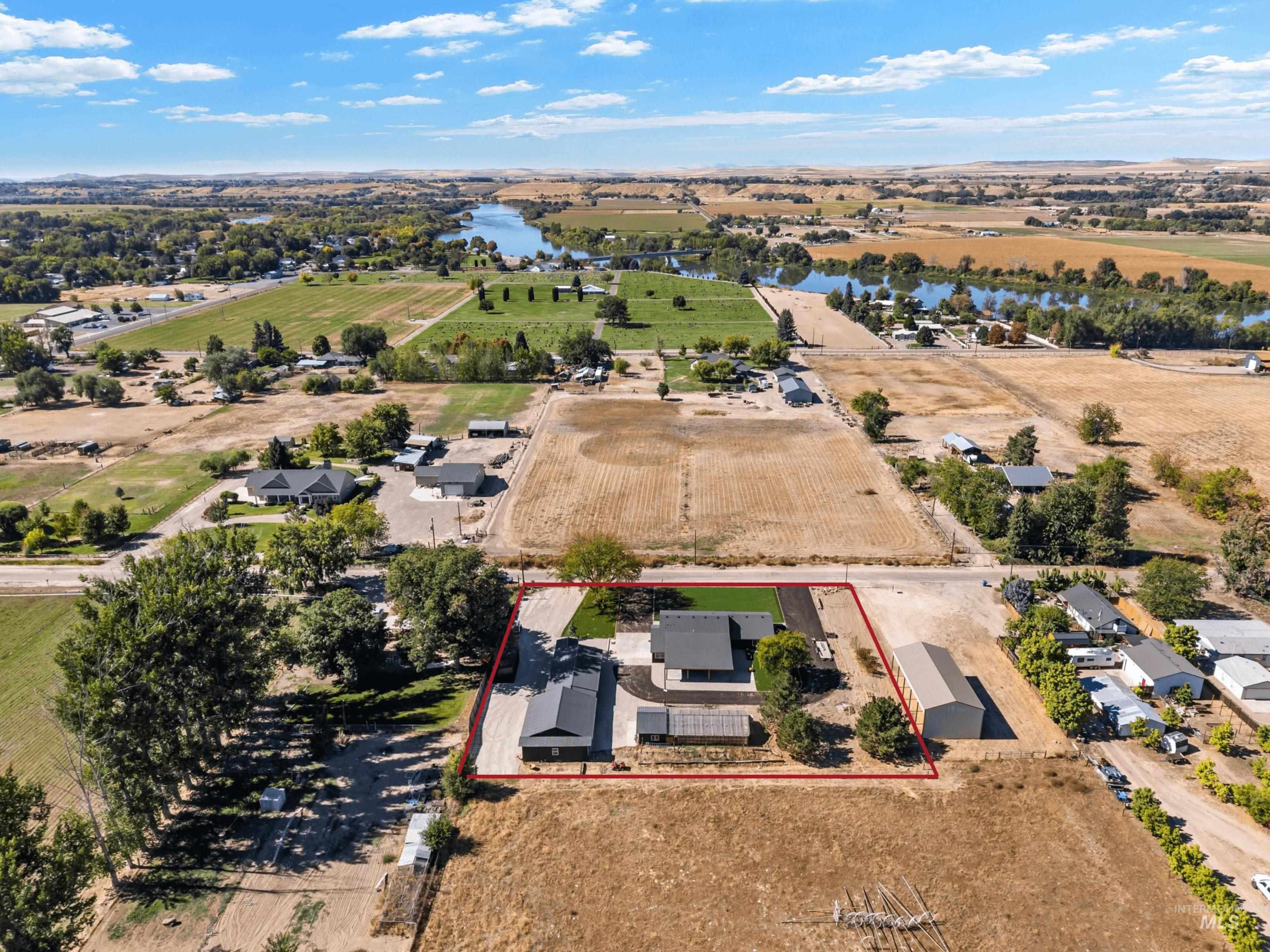 10490 Virginia Lane, Payette, Idaho 83661, 3 Bedrooms, 3 Bathrooms, Residential For Sale, Price $850,000, 99002543