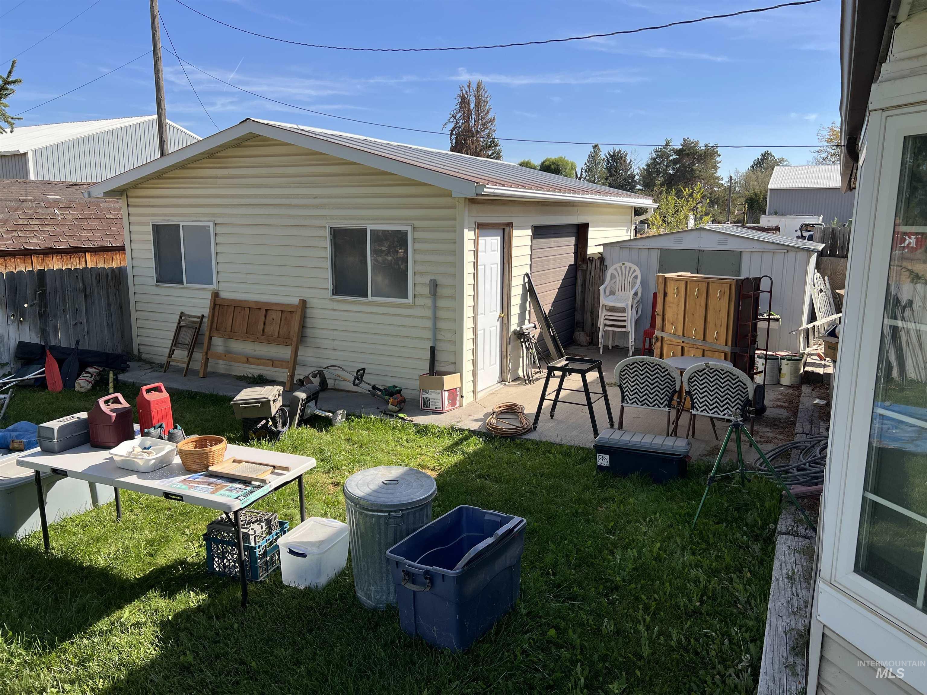 186 Clear Spring Dr, Twin Falls, Idaho 83301, 5 Bedrooms, 3 Bathrooms, Residential For Sale, Price $379,000,MLS 99002550