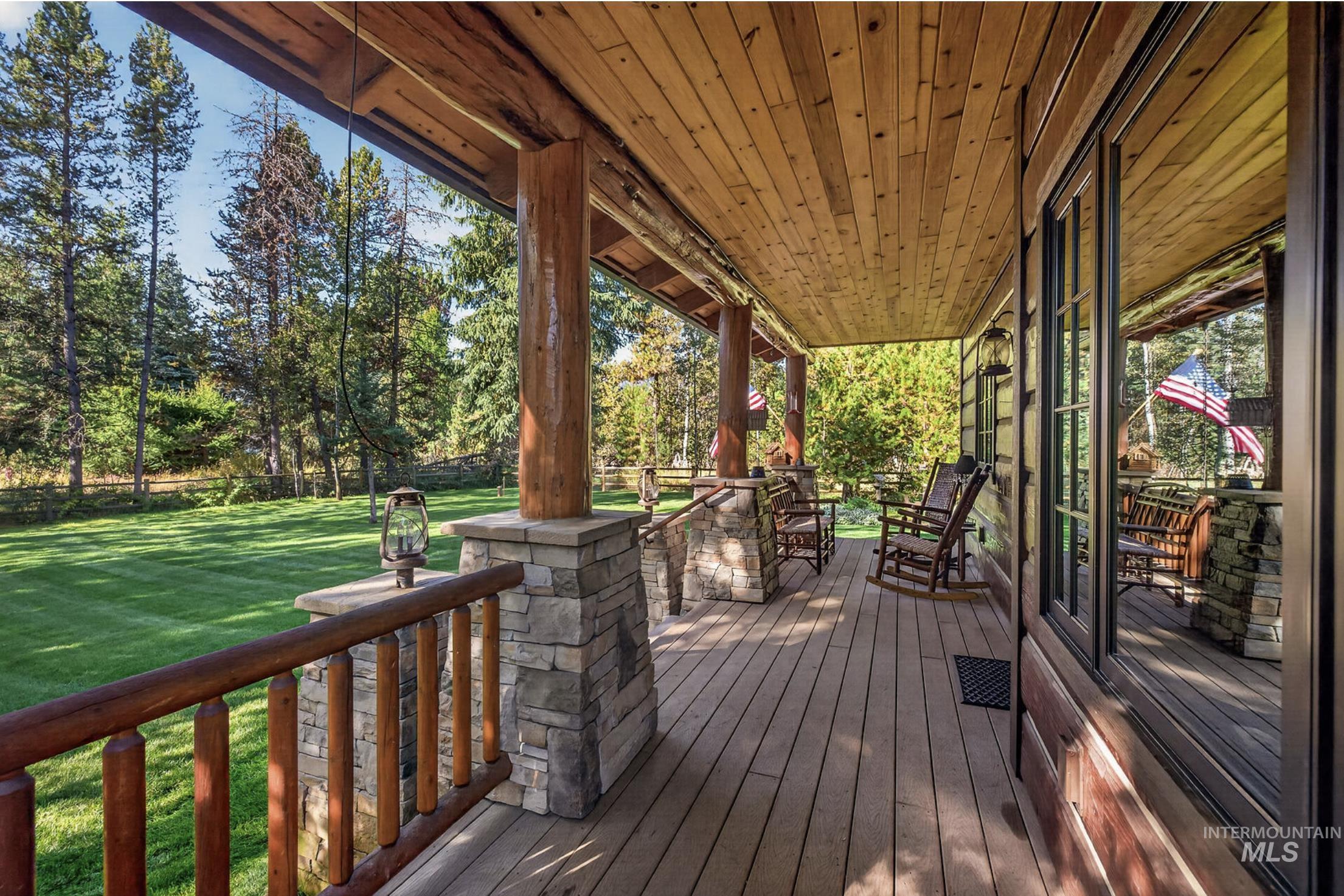 57 Windsong Way, Donnelly, Idaho 83615, 3 Bedrooms, 2.5 Bathrooms, Residential For Sale, Price $975,000, 99002552